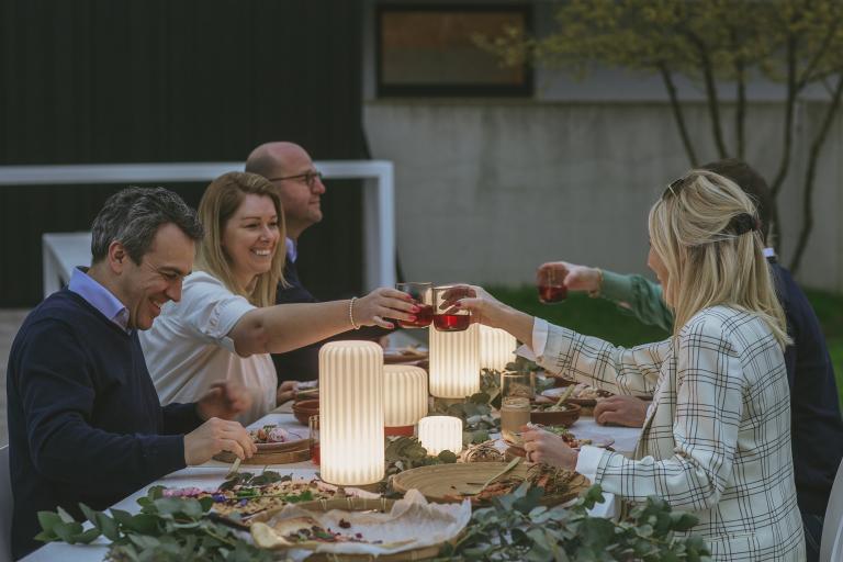 Dentelles, your daily dose of brightness