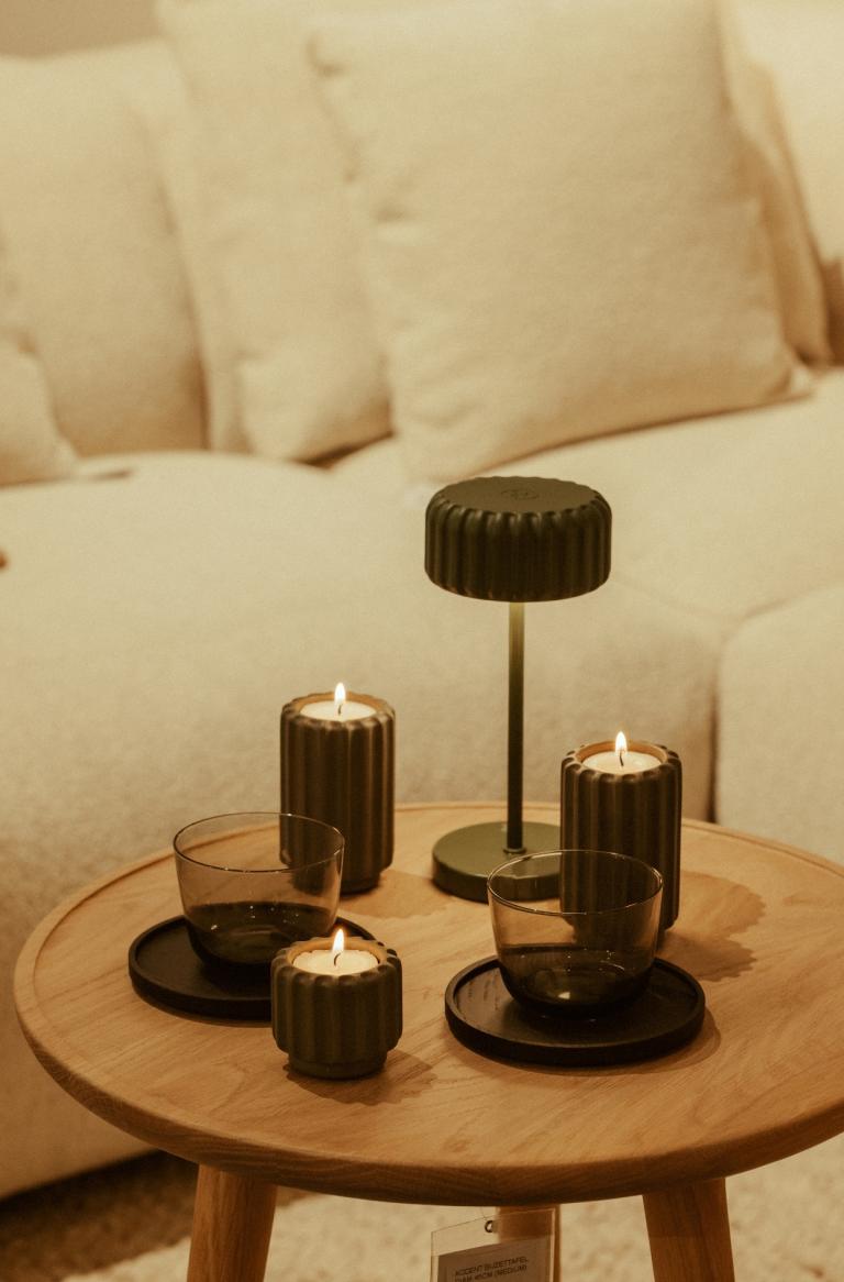 Dentelles t-light holder