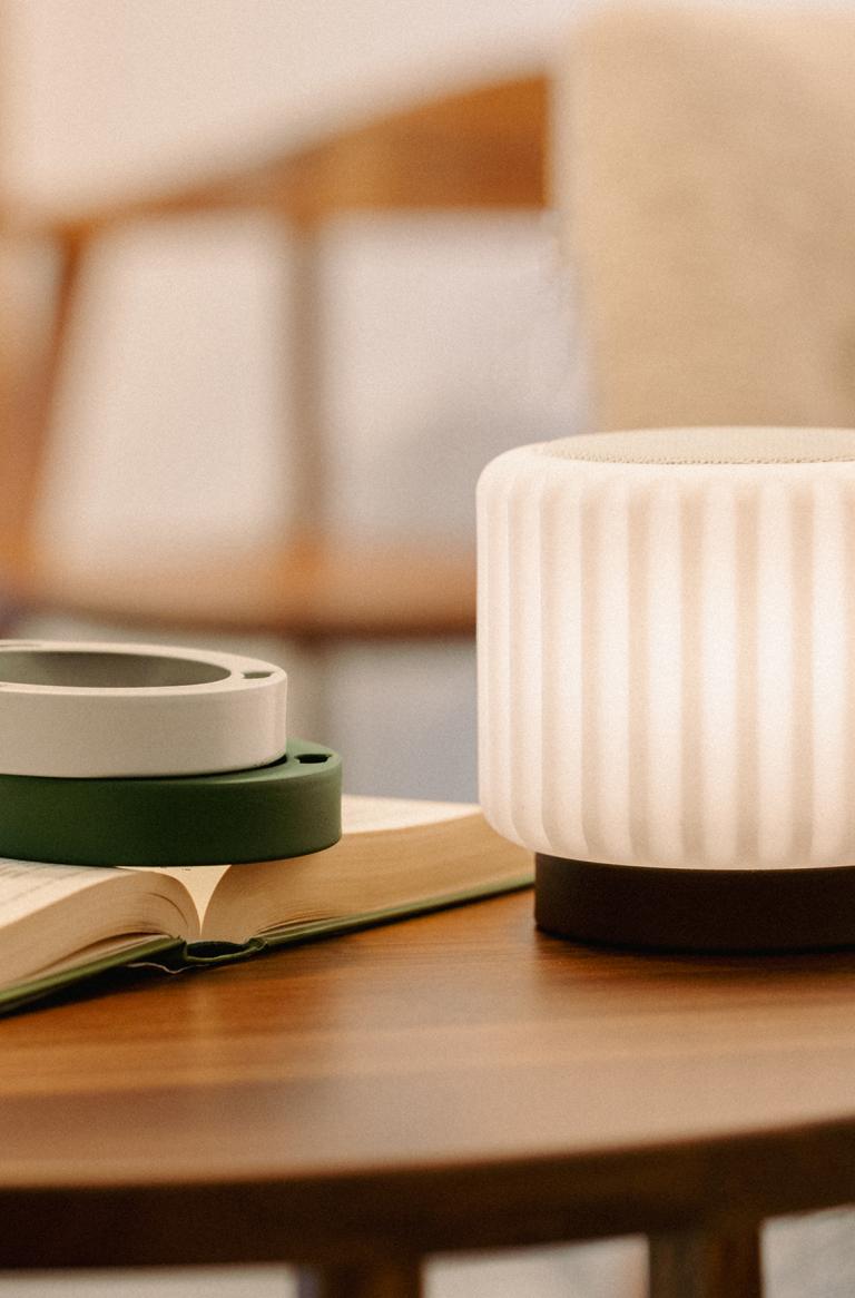 Dentelles ring set speakers