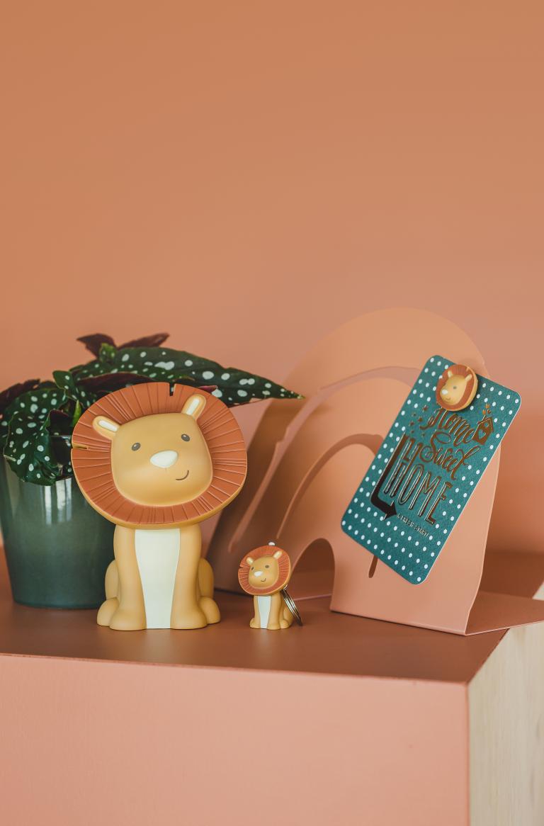 Hakuna I LED Light I AP Junior